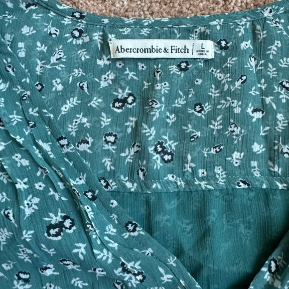 Abercrombie Blouse Bodysuit - Picture 4 of 4